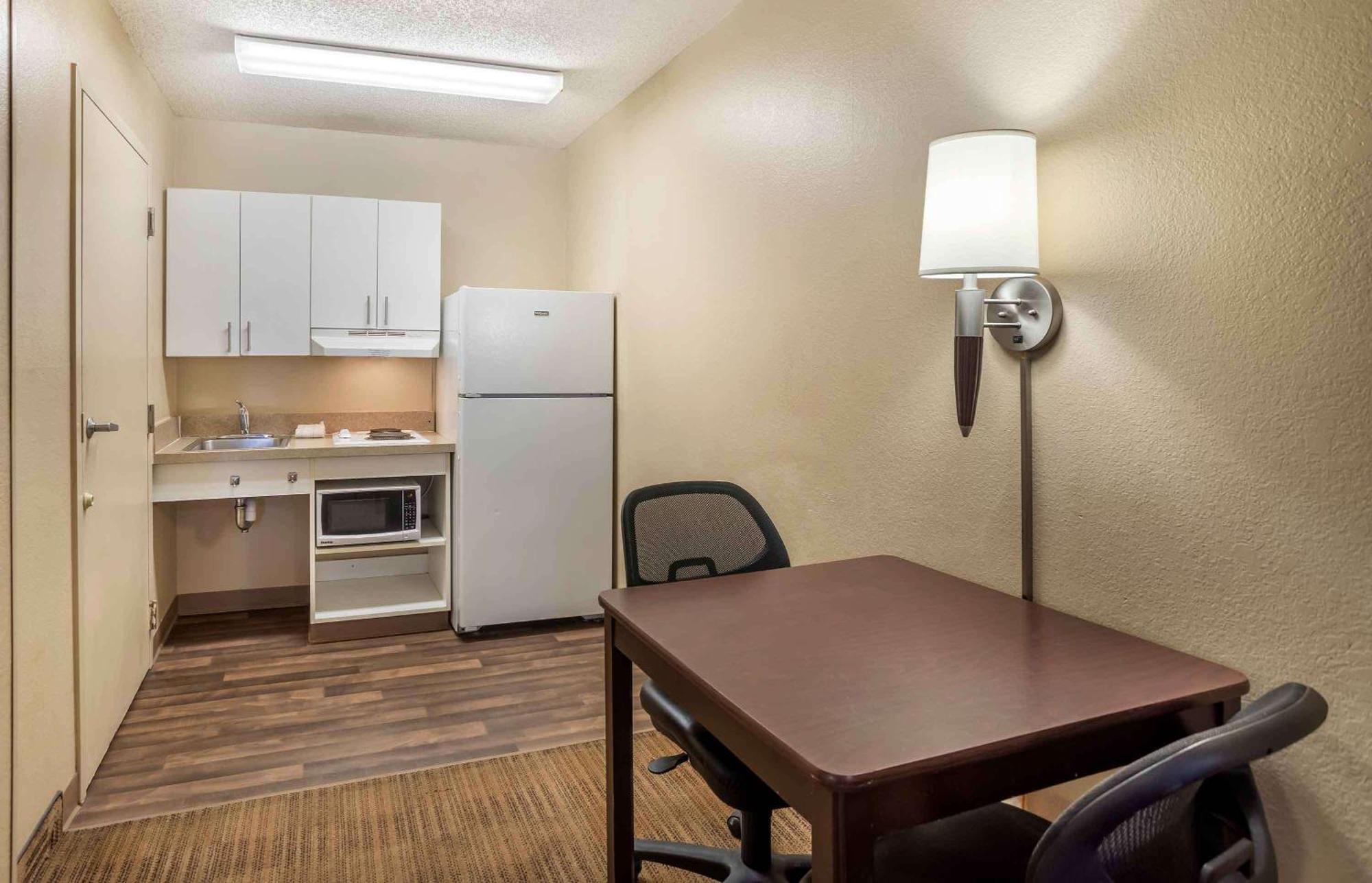Extended Stay America Suites - Sacramento - Arden Way Eksteriør bilde